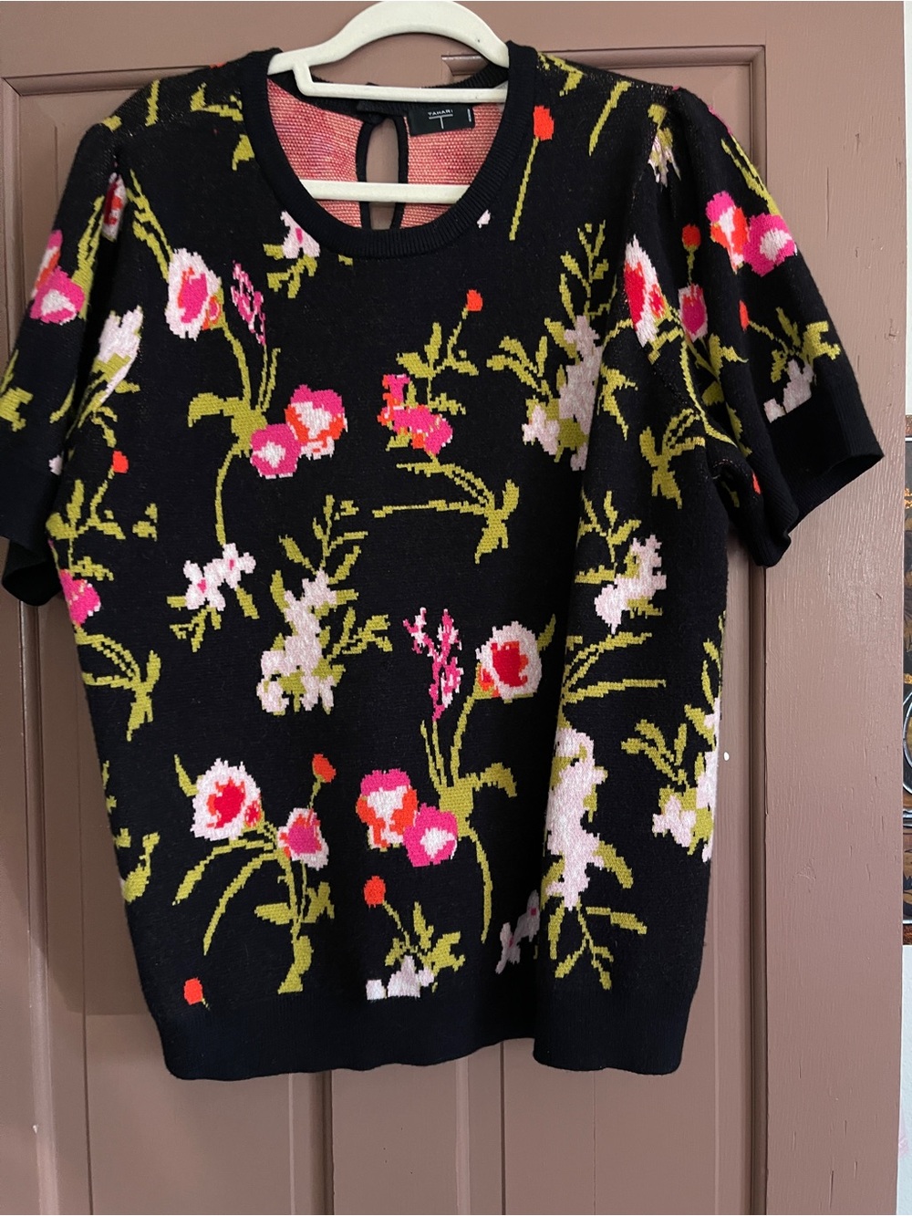 Tahari Black Floral Pattern Knit Sweater Short Sleeve 1x